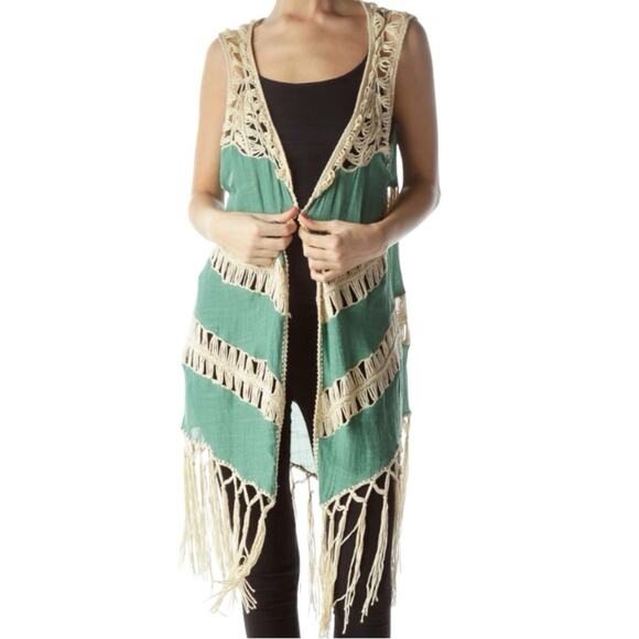 Umgee Green and Cream Crochet Fringe Boho Festival Vest / Cover-Up Size M - Picture 1 of 8